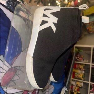 Michael Kors Black Knit Sneakers Size 9?